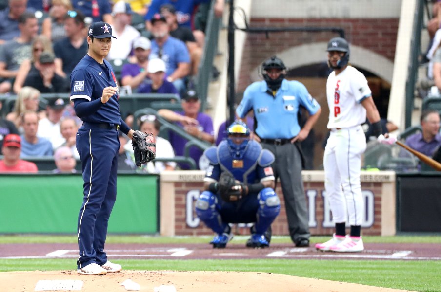 大谷翔平とホワイ ノット の精神 メジャーの一流選手たちが 勇敢な冒険 にお世辞ではない好意と敬意を示すワケ Mlb Number Web ナンバー