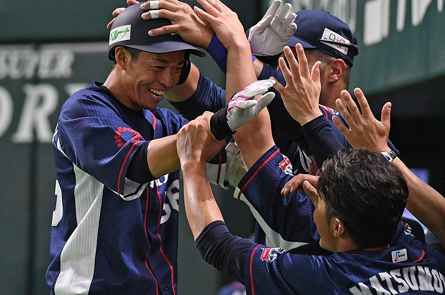 一軍を経験し「このままじゃだめ」。西武・金子一輝が痛感した走塁力。<Number Web> photograph by NIKKAN SPORTS