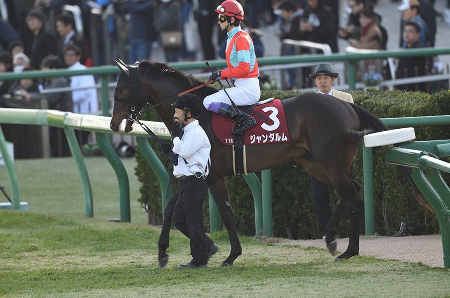 マイルを制するものは2400を制す。名手武豊とジャンダルムが栄光を掴む。<Number Web> photograph by Keiji Ishikawa