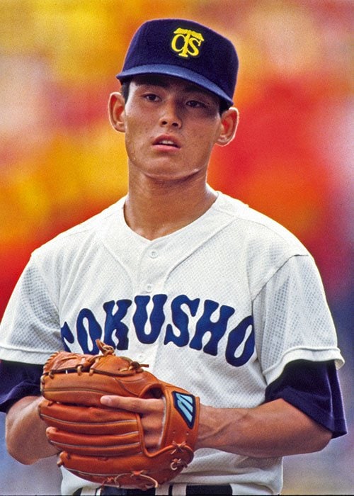 1993年8月21日 準々決勝　徳島商 4－11 春日部共栄　4回に4点リードした徳島商だが、5回に同点とされエース川上が降板。6回に逆転した春日部共栄は、結局19安打を記録して大勝した