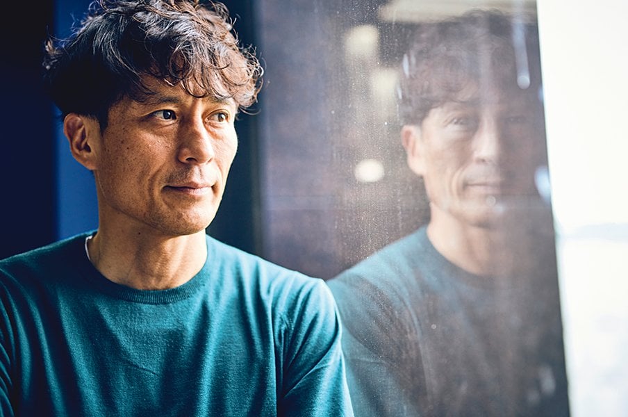 ［対話が勝負を分ける］宮本恒靖「PK戦エンド変更の真相」＜Number Web＞ photograph by Kiichi Matsumoto