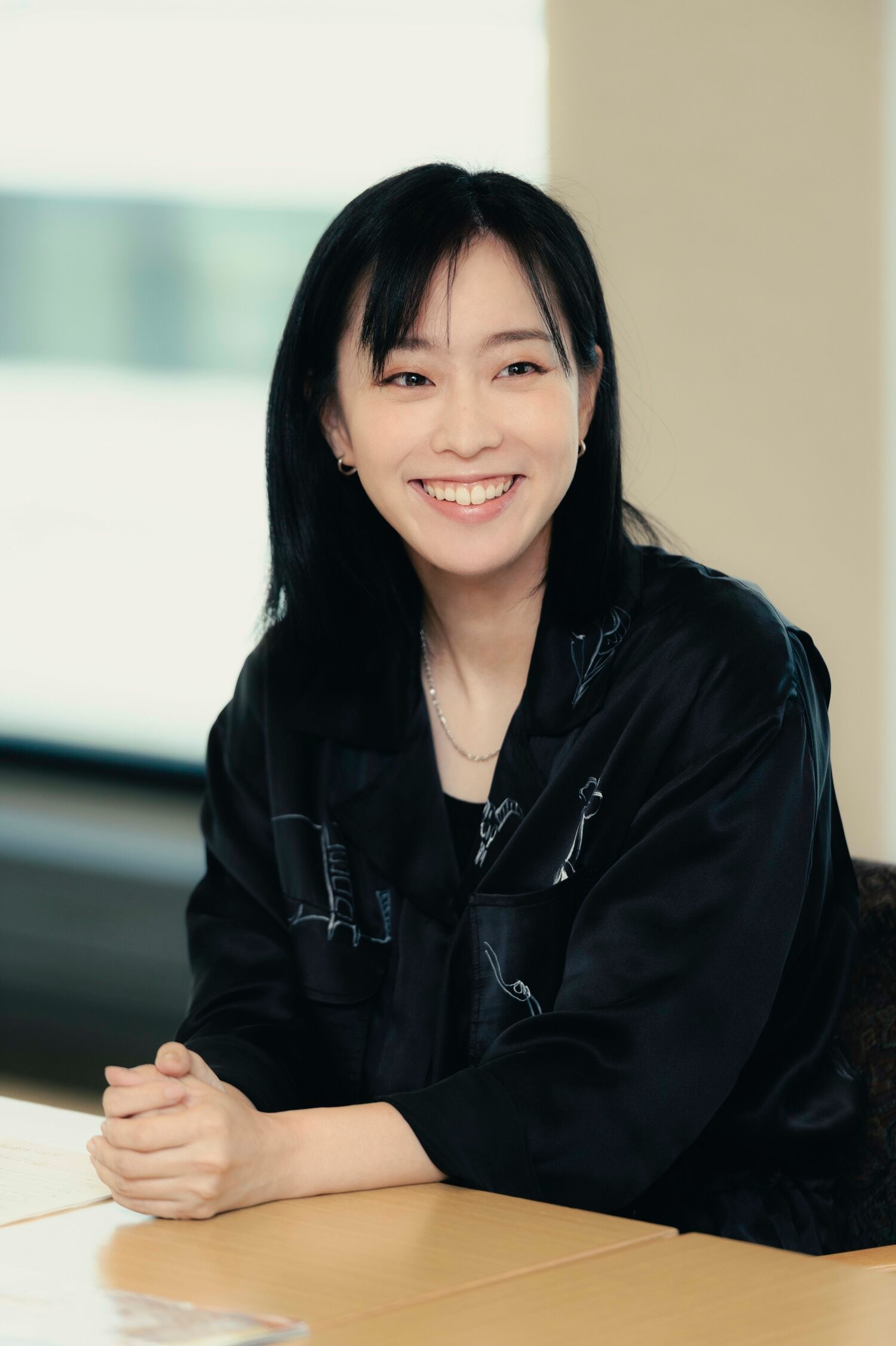 石川佳純／1993年2月23日生、山口県出身。全日本選手権を5度制覇。'12年ロンドン五輪女子団体で銀、’16年リオ五輪団体でどう、'21年東京五輪団体で銀メダル獲得。'23年5月に現役引退。現在は全国各地で卓球の普及活動に取り組む　©️Wataru Sato