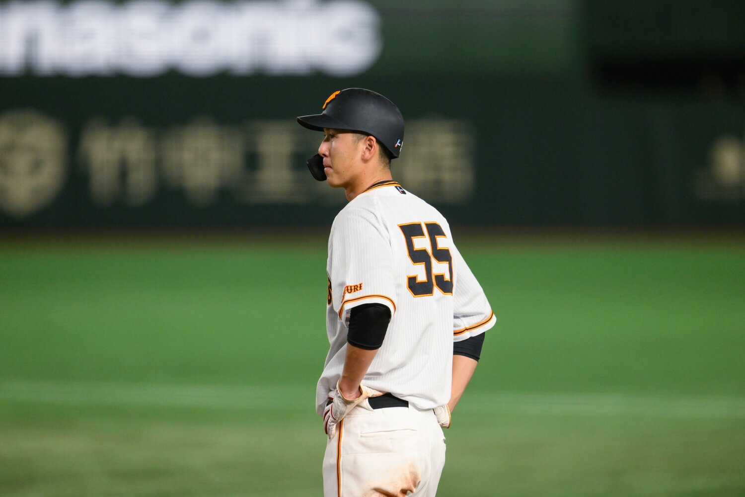 松井秀喜の「55」を背負い2023年には10本塁打も記録した秋広だったが…  ©︎Nanae Suzuki