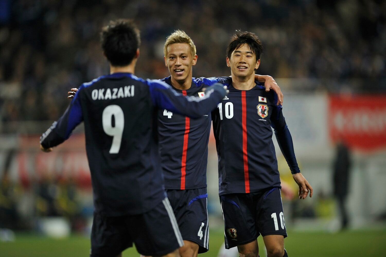 2013年の本田圭佑と香川真司 ©Takuya Sugiyama