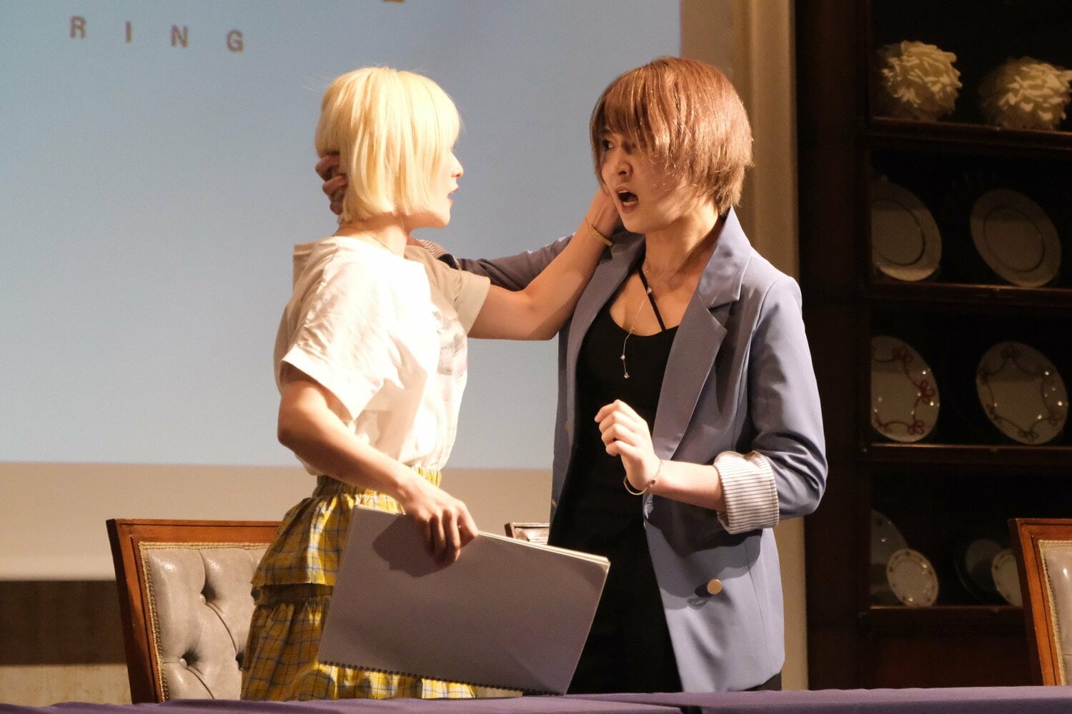 会見では掴み合いにも　©Norihiro Hashimoto