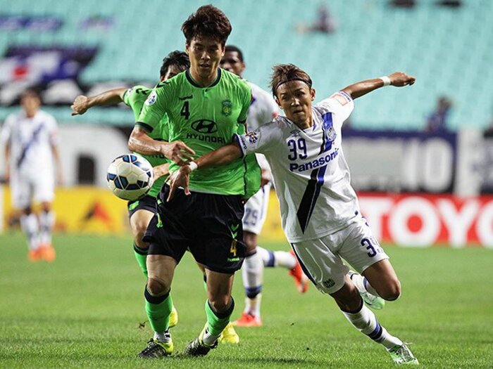 昨季のJ王者とK王者がACLで死闘!アウェーでガンバが及第点のドロー。<Number Web> photograph by Getty Images