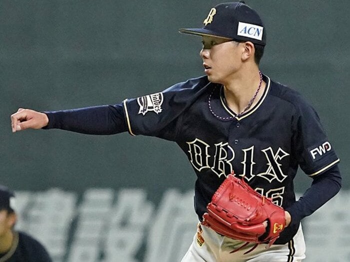 高卒1年目で異例の戦力外通告…どん底から一軍に這い上がったオリックス本田仁海「負けてらんない」＜Number Web＞ photograph by Kyodo News