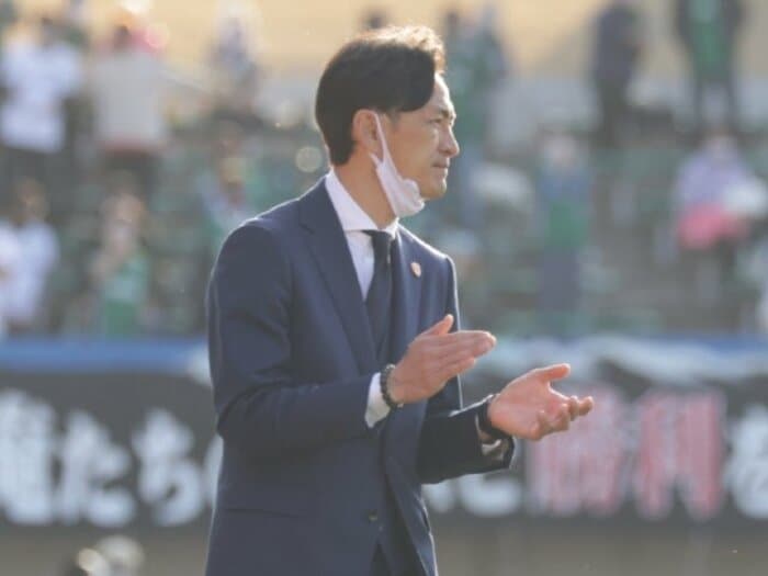 J監督は“浪人期間”に何する？ アトレティコ視察＆娘と見た『約束のネバーランド』《J2山口・渡邉晋の場合》＜Number Web＞ photograph by J.LEAGUE