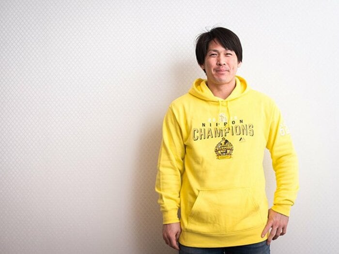 甲斐拓也、午前3時の素顔。日本一当夜のインタビュー裏話。＜Number Web＞ photograph by Nanae Suzuki