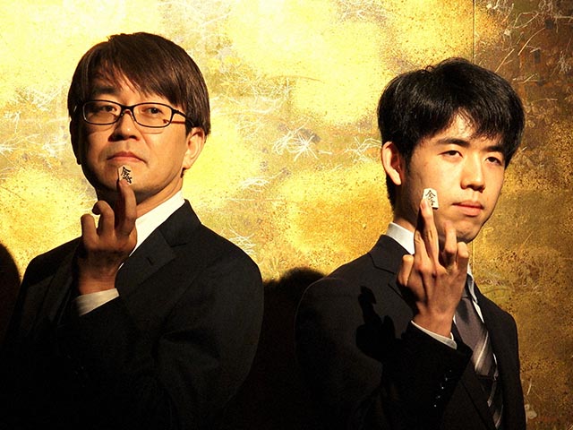 羽生善治52歳vs藤井聡太20歳」Nスぺ番組担当Dは“羽生名人の記録係を
