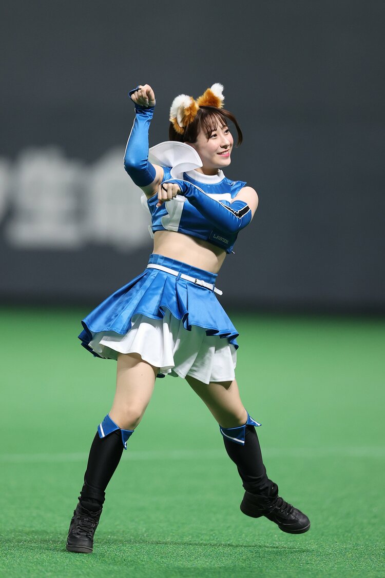 きつねダンス」ブームの一方で“唯一の勝率3割台”日本ハム 新庄