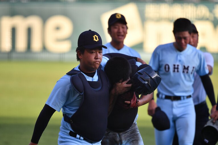 【コマ送りで見る】第100回大会、語り継がれる甲子園の名場面「９回無死満塁から２ランスクイズの決定的瞬間を振り返る　©Hideki Sugiyama