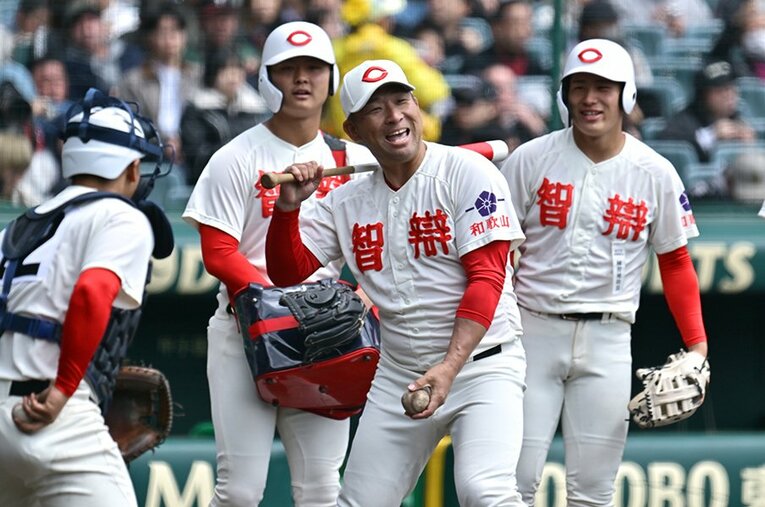 智弁和歌山の中谷監督もプロ経験のある捕手出身だ　©Hideki Sugiyama