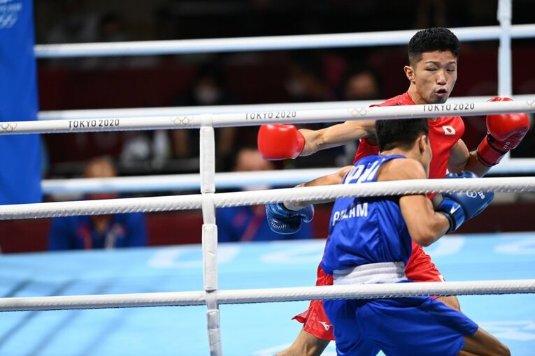 銅メダルを賭けた一戦で攻勢に出る田中