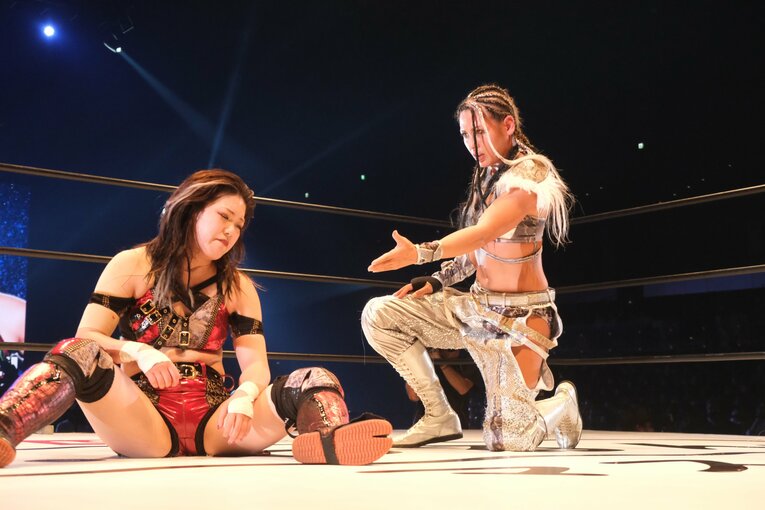 殴り続けた鈴季すず、抱きしめたジュリア…スターダムリーグ戦“最大のカード”は何を残したか？「本当の姉妹」「憎しみは晴れた」(49)