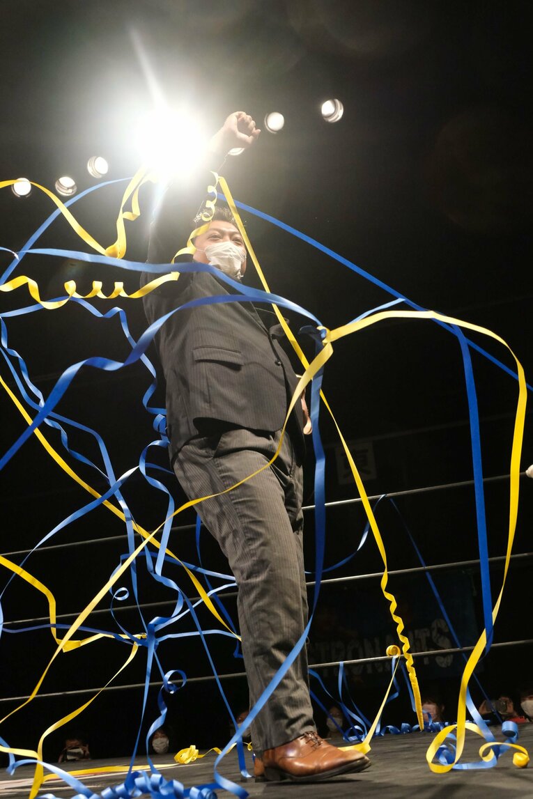 「凶器は模範六法」「伊製高級スーツでリングイン」異色の“東大卒”弁護士・川邉賢一郎がプロレスラーになるまで(26)