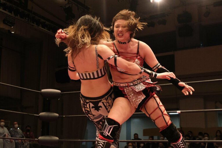 “元アイドルのパワーファイター”ひめか覚醒の日…父の死を乗り越え、スターダムリーグ戦で林下詩美にも勝利「もうクヨクヨしてられない」(26)