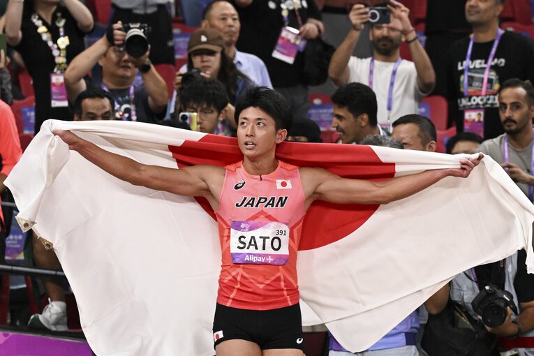 日本記録を持つ佐藤拳太郎　©JIJI PRESS