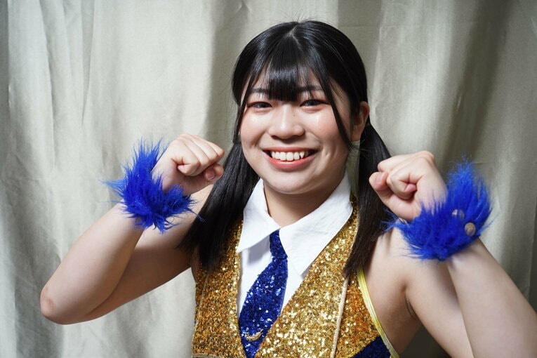 「私、学校では暗いんで…」妹思いの“現役女子高生ファイター”羽南が明かす「進路がプロレスラーになった日」《特別グラビア》(21)