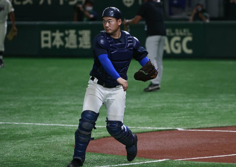 捕手編（隠し玉）加茂暁星高・荒木友斗（174cm88kg・右投右打）