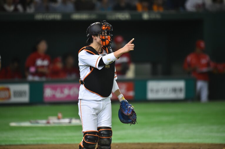 巨人でコンビを組み続けた小林誠司　©Hideki Sugiyama