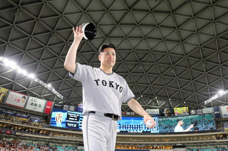 巨人移籍後初勝利の中日戦　©JIJI PRESS