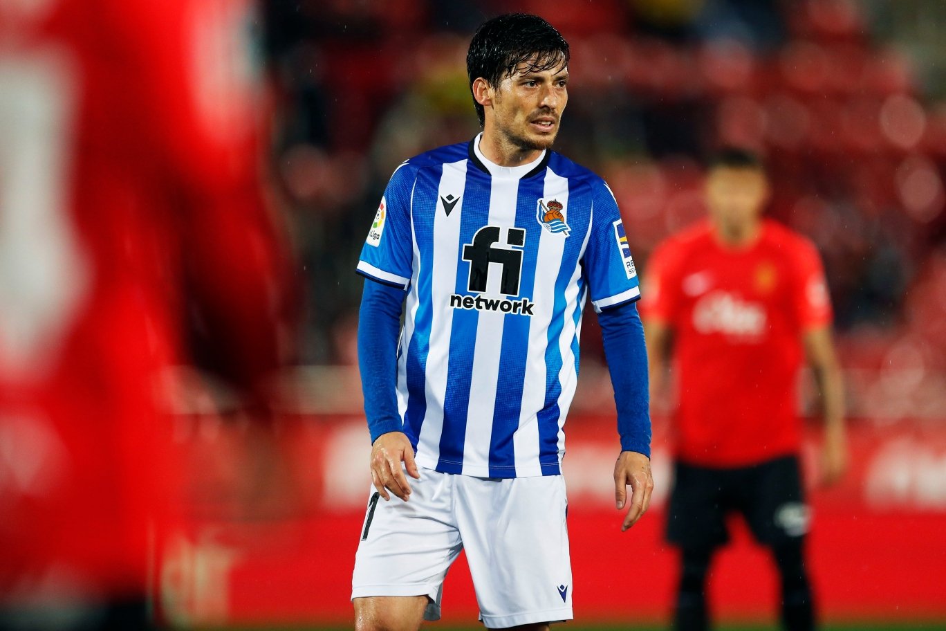 クボが噛み合わない縦関係 に名手も同情 納得できない久保建英の表情 36歳ダビド シルバの魔術 撮影者の視点 Number Web スペインを中心にヨーロッパ各国でフット ｄメニューニュース Nttドコモ