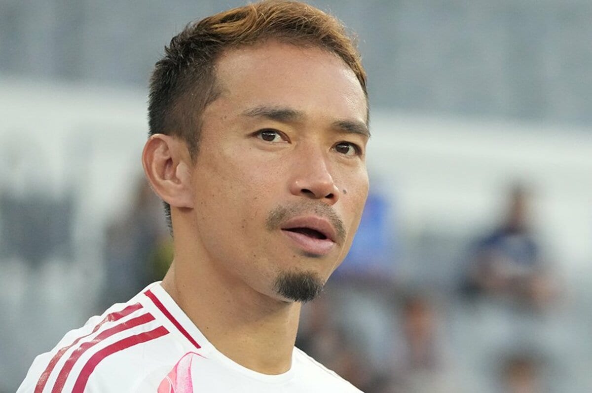 ナガトモのピークは過ぎたが」E-1サッカー日本代表にトルシエが“愛の