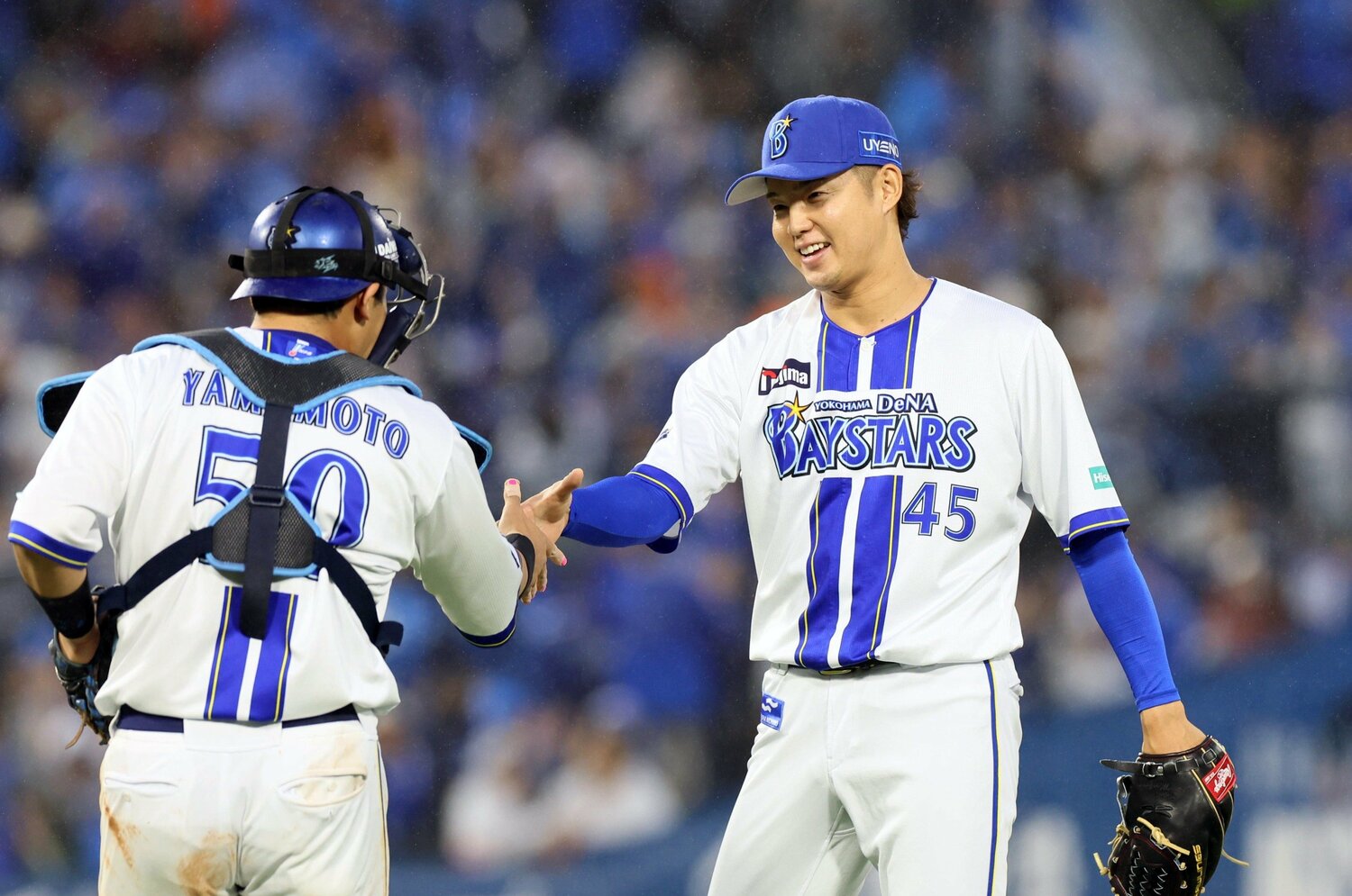 「もう一軍で投げられないかも…」DeNA森原康平33歳がついにCSで復活！ “微笑みのクローザー”が乗り越えた「選手生命にかかわる危機と心の闇」＜Number Web＞ photograph by SANKEI SHIMBUN