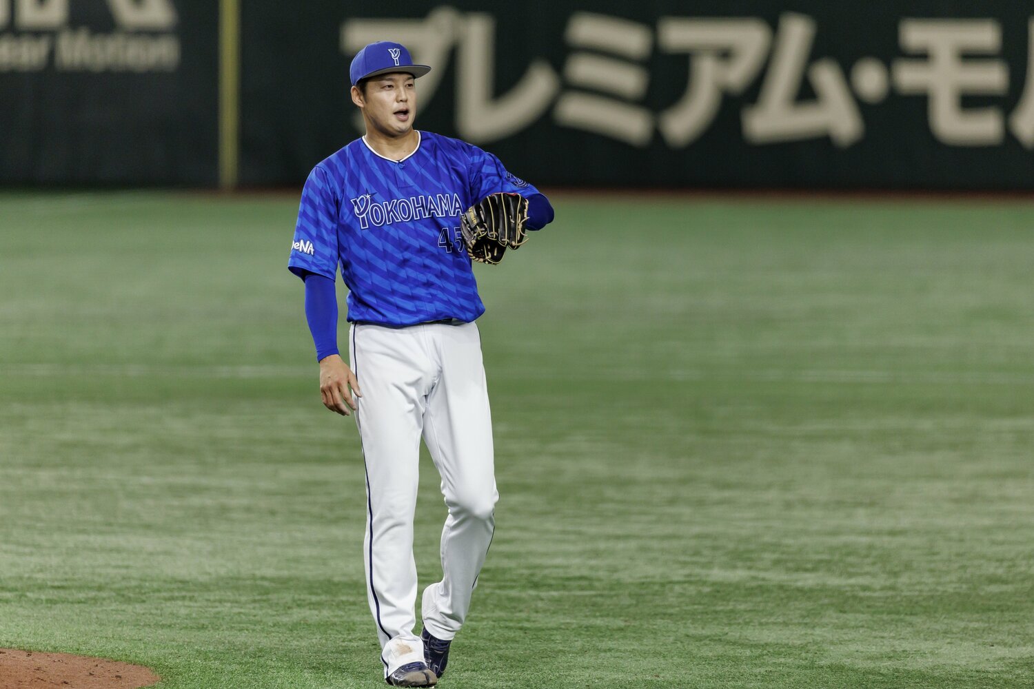 守護神森原は坂本と自主トレを共に行なう仲　©Kiichi Matsumoto