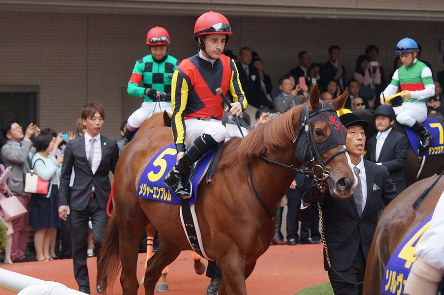 鞍上ルメールで狙うは3歳マイル王。レシステンシアはあの馬に似ている。＜Number Web＞ photograph by Satoshi Hiramatsu