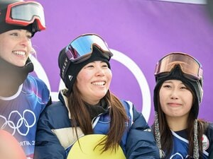 「クレイジーだ！ 最悪のジャッジだ」スノボ村瀬心椛の“銅”不可解採点の深層…米レジェンドも憤慨「北京の平野歩夢以来」問題はなぜ起きた？