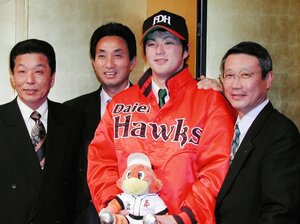 「ボクは1年目から結果を残さないと…」甲子園最速158キロでプロ入り、寺原隼人が抱えた重圧の正体…記者が見た「松坂を超えた怪物」のおとなしい素顔