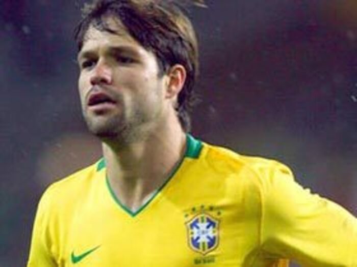 今こそ新ルールを。五輪を巡るクラブと選手。＜Number Web＞ photograph by Getty Images/AFLO