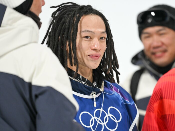 平野歩夢の“骨折出場”に韓国もびっくり「なぜ命を削るような挑戦を？」スポーツより“受験”を優先する韓国に刺さった“アユム”の哲学＜Number Web＞ photograph by Nanae Suzuki/JMPA