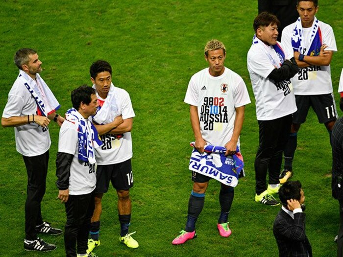 日本の特産品“トップ下”が消える？本田・香川が外れた戦術的な意味。＜Number Web＞ photograph by Takuya Sugiyama