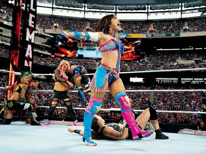 ＜WWEのニューヒロイン＞カイリ・セイン「天国に誓うベルト」＜Number Web＞ photograph by 2019 WWE, Inc. All Rights Reserved.