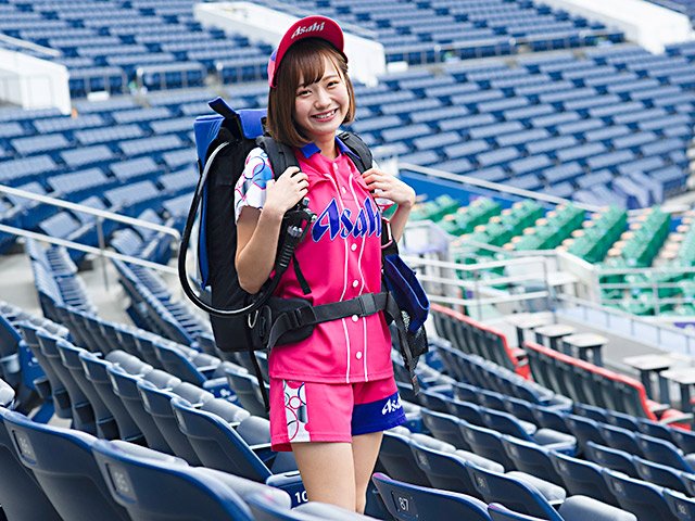 ZOZOマリン最強の売り子”なな。これは、もう1つのペナントの物語  