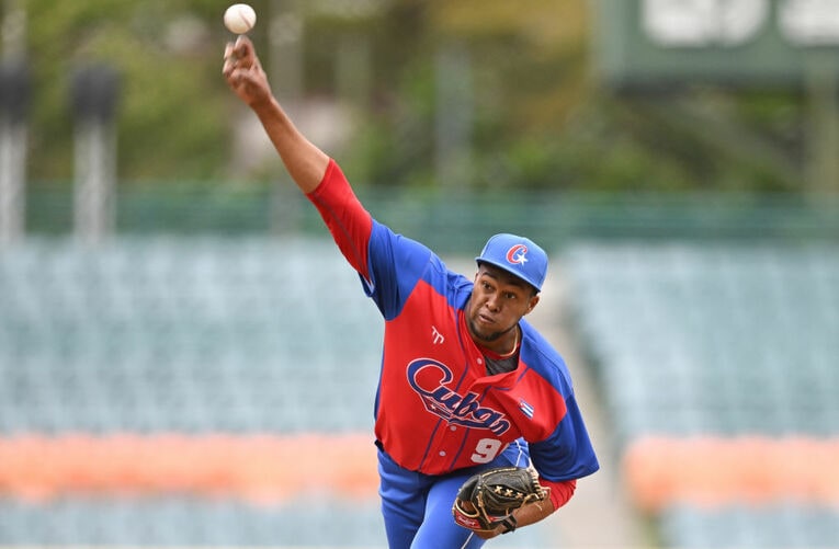 キューバの救援陣にはR・マルティネスらが控える　©Getty Images