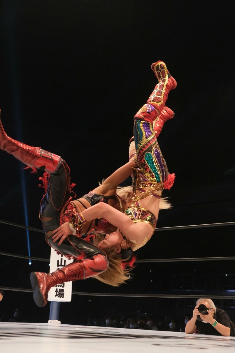 タイトルマッチは“朱里との作品”だった…新王者・ジュリアはスターダムをどう“引っかき回す”のか？ 異例のアピール「全員覚悟しとけよ！」(46)
