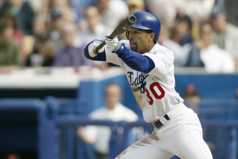 02年、ドジャース時代のロバーツ　©Getty Images