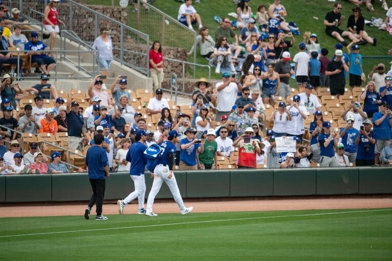 Numberカメラマンのオリジナル撮影「2024ドジャースキャンプ」での大谷（20枚超の22枚目）　©Nanae Suzuki