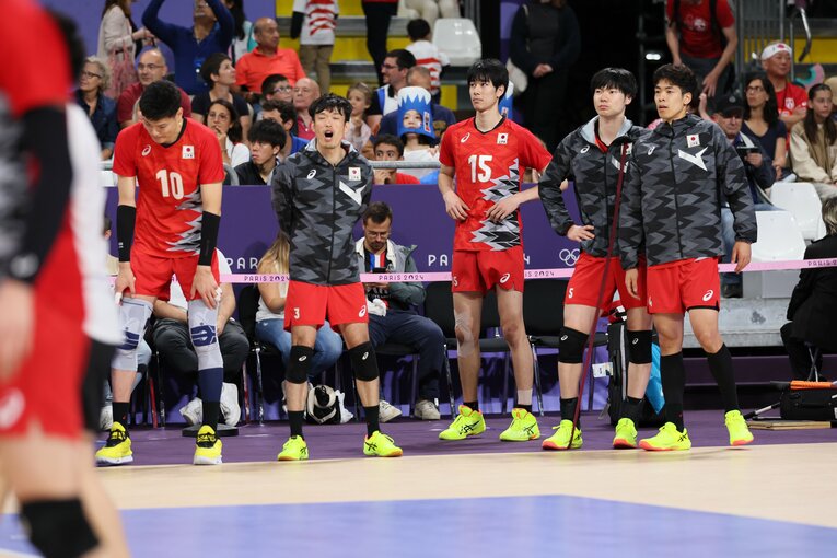 高橋健太郎、深津旭弘、甲斐優斗、大塚達宣、宮浦健人（パリ五輪 ドイツ戦）©︎Kaoru Watanabe/JMPA