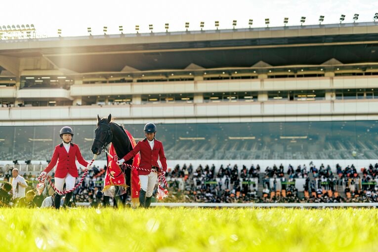 中山競馬場の大観衆の前で　©Kiichi Matsumoto