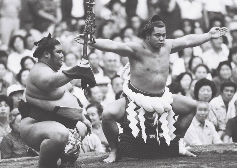 千代の富士の土俵入り　©BUNGEISHUNJU