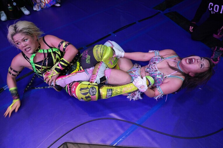 年末の両国大会では高橋奈七永をターゲットに。シングル戦も実現させたいと言う　©Essei Hara