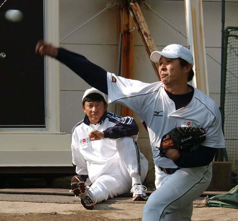 2004年11月、秋季練習で。まだロゴもユニフォームもない　©JIJI PRESS