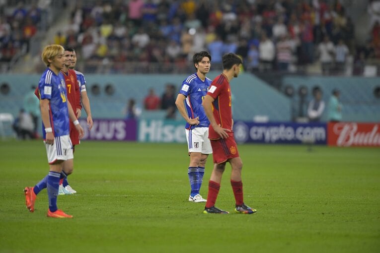 結果を待つ田中（奇跡のゴールシーン　29／57）　©Koki Nagahama/JMPA