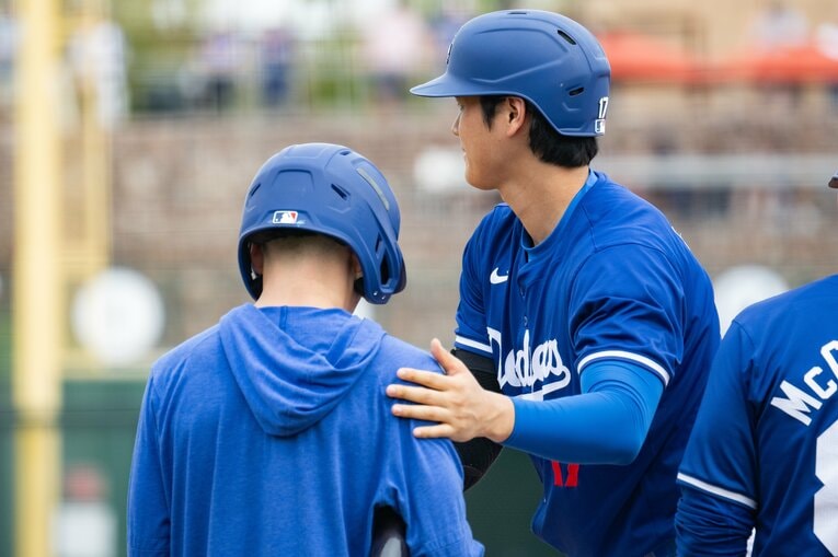 ボールボーイを気遣う　©Nanae Suzuki