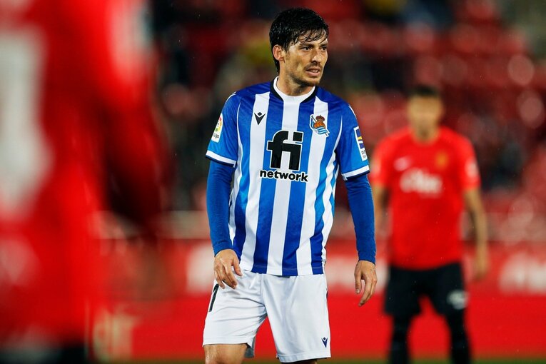 “クボが噛み合わない縦関係”に名手も同情？ 納得できない久保建英の表情、36歳ダビド・シルバの魔術〈撮影者の視点〉(37)